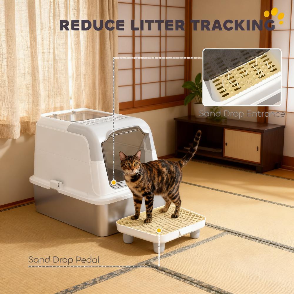 Cat litter box with front entrance